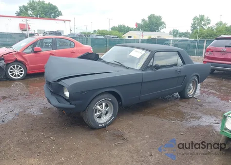 1965 Ford Mustang z USA, uszkodzony, nr VIN 00000005F07C34052